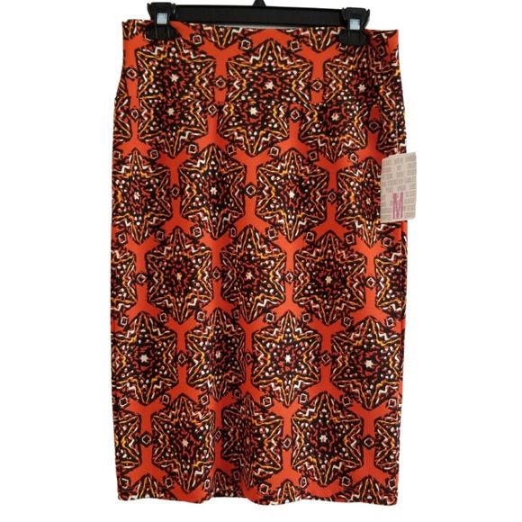 LuLaRoe Dresses & Skirts - LuLaRoe Medium Cassie Skirt
